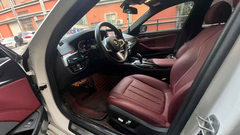 台州21年宝马5系9