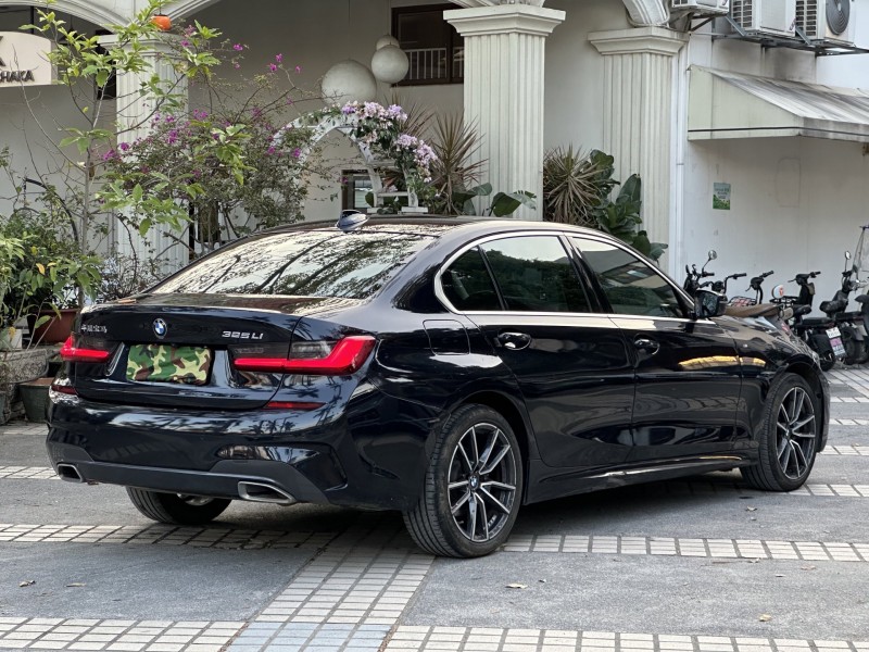 东莞21年宝马3系8