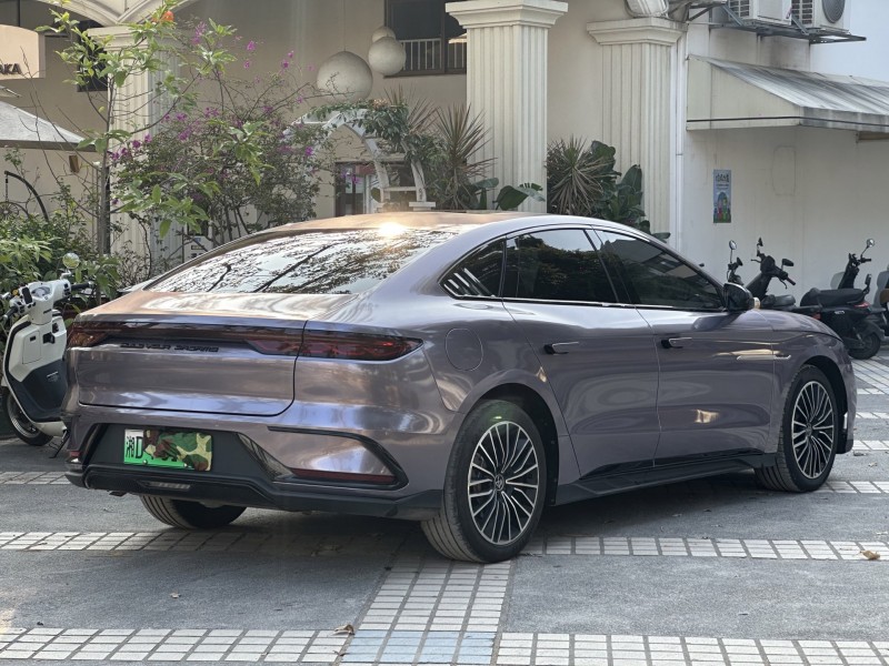 东莞24年比亚迪汉8