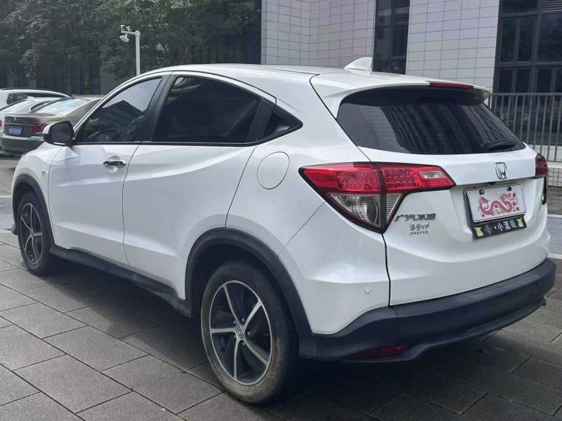 佛山21年本田缤智8