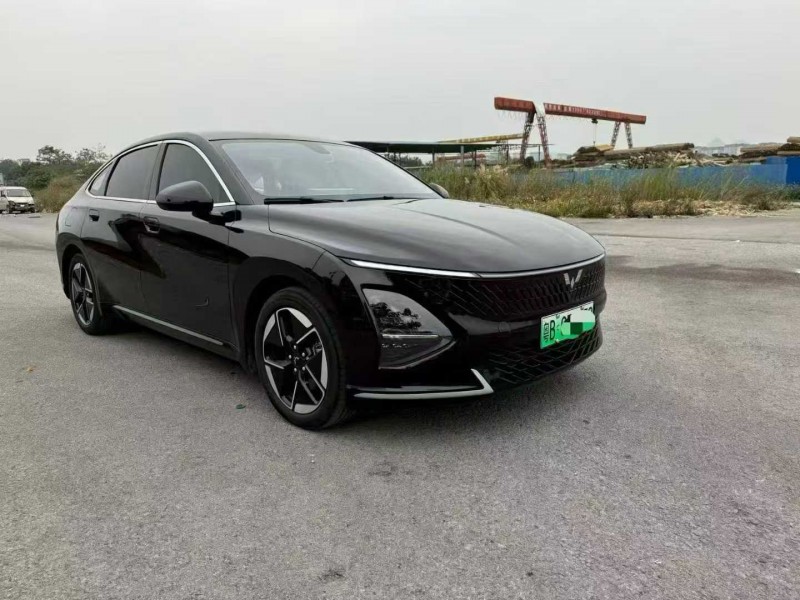 柳州24年五菱汽车星光2