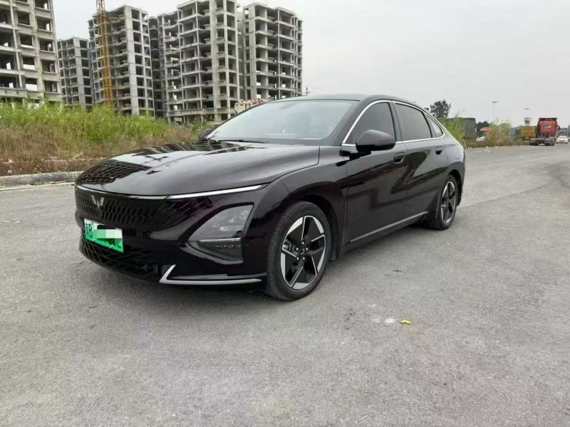 柳州24年五菱汽车星光4