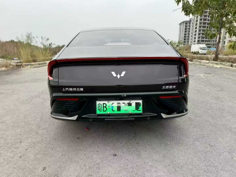 柳州24年五菱汽车星光5