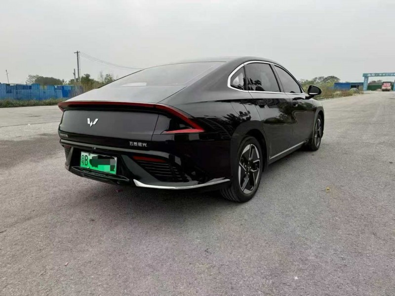 柳州24年五菱汽车星光6