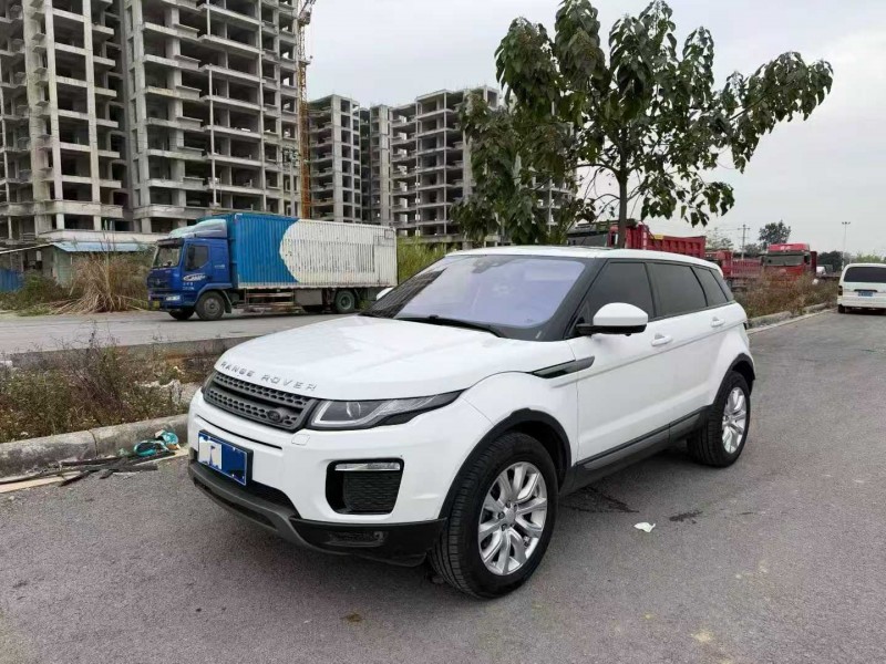 柳州18年路虎极光4