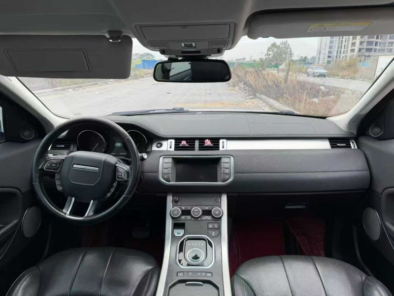 柳州18年路虎极光5