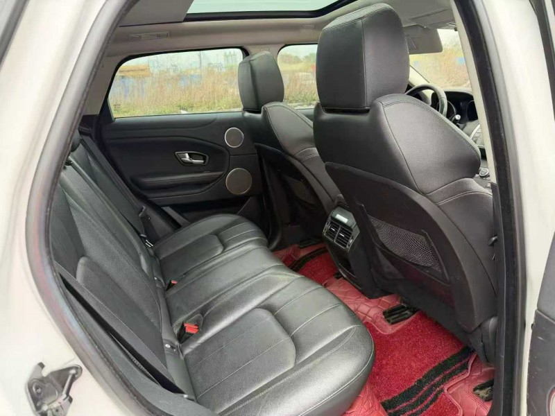 柳州18年路虎极光6