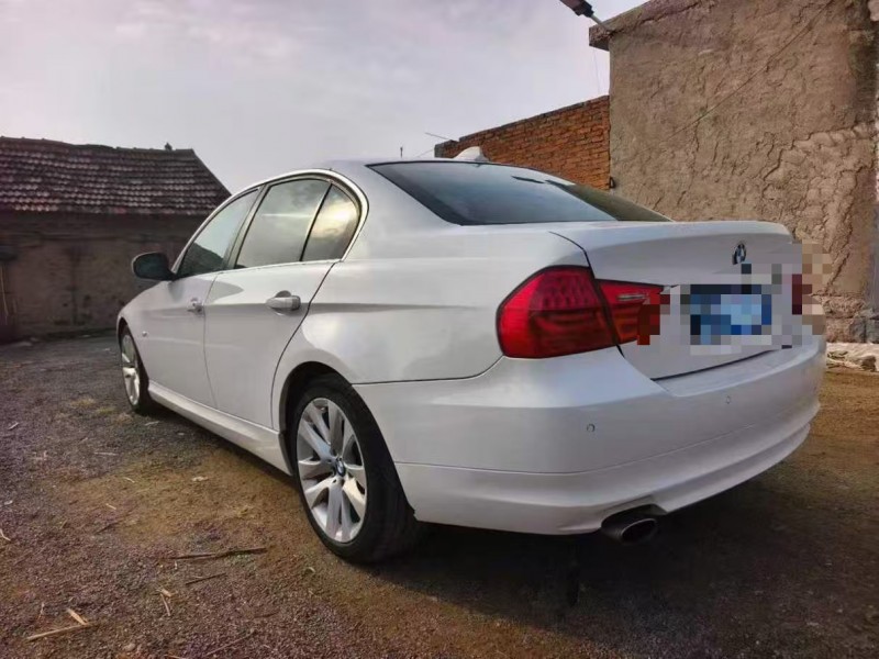 济宁12年宝马3系7