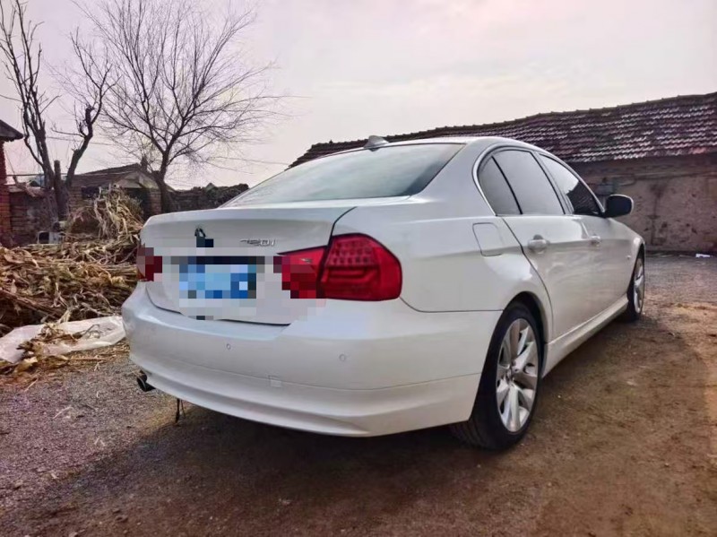 济宁12年宝马3系8