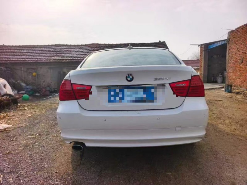 济宁12年宝马3系9