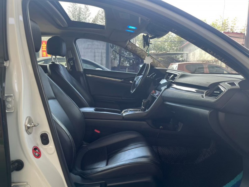 徐州17年本田思域4