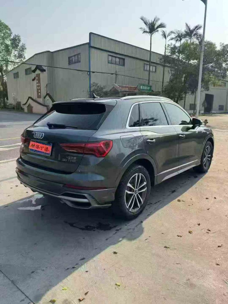 珠海21年奥迪Q36