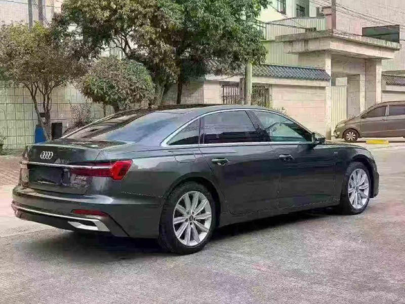 珠海24年奥迪A6L7