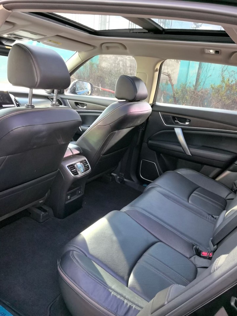 青岛22年本田冠道6