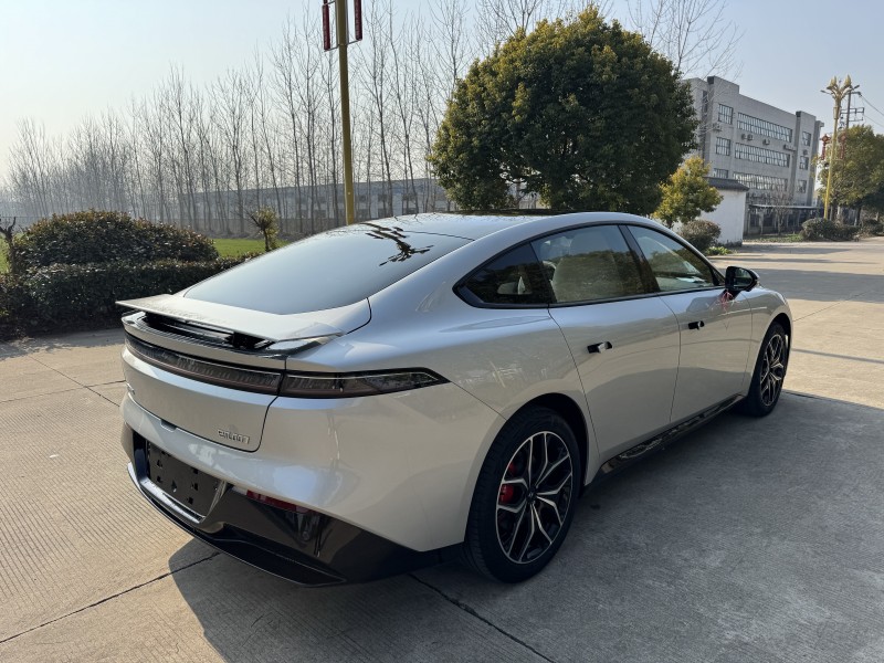 盐城25年东风奕派4