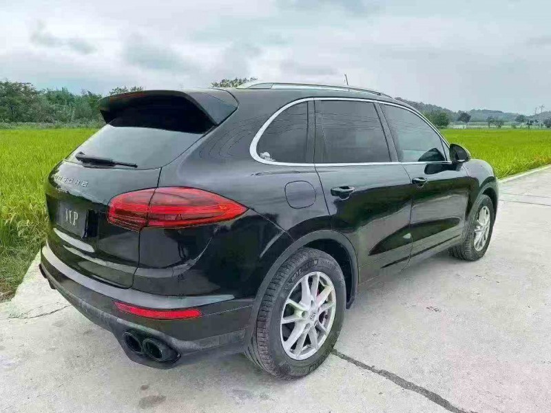 绍兴15年保时捷卡宴7