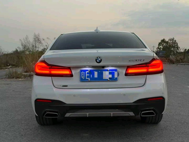 南宁22年宝马5系6