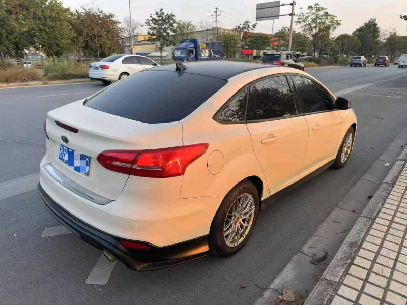 南宁18年福特福克斯2