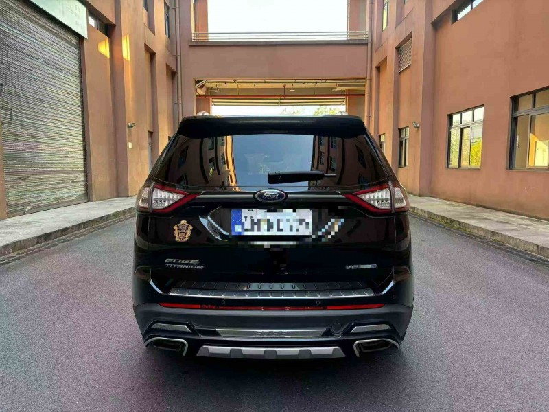 重庆15年福特锐界9