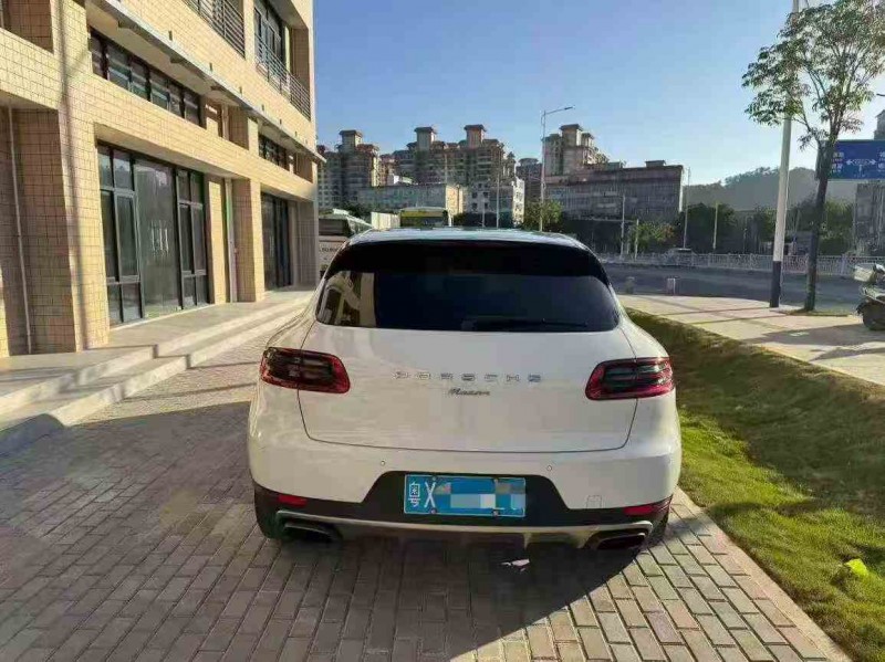 惠州16年保时捷Macan9