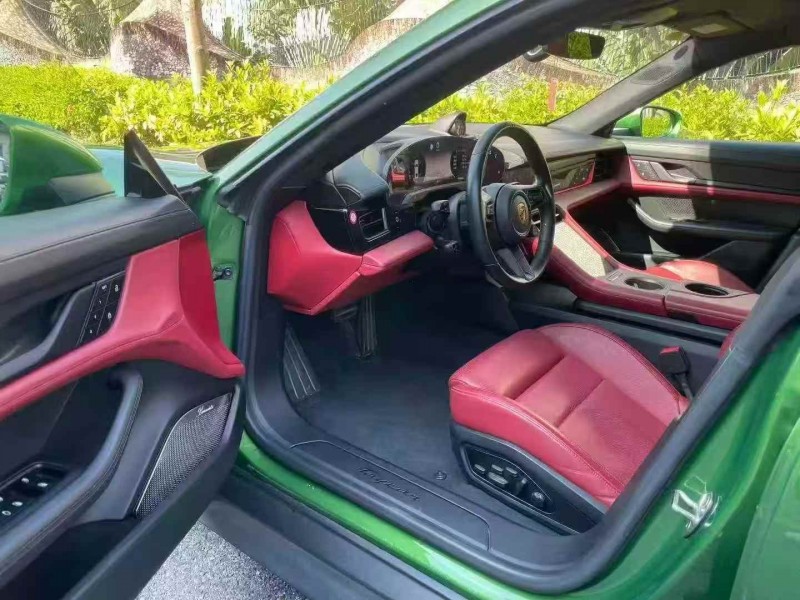 深圳22年保时捷Taycan4