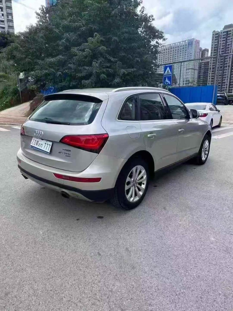 梧州14年奥迪Q57