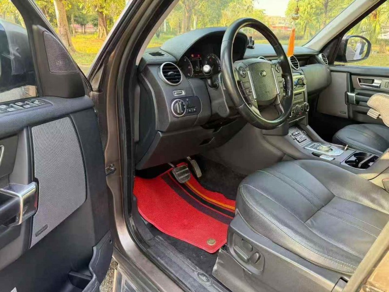 广州14年路虎发现4