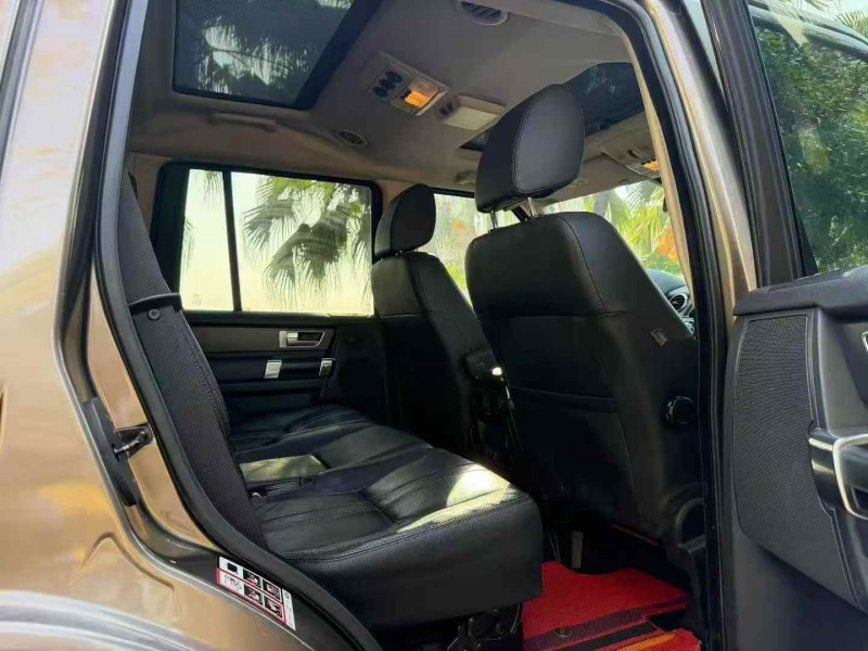 广州14年路虎发现6