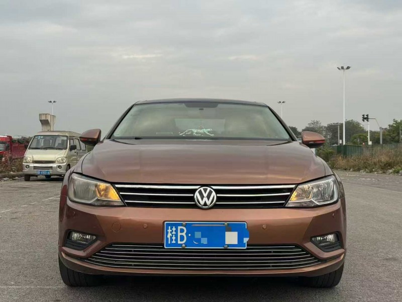 柳州17年大众凌渡1