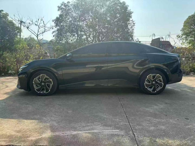 梧州24年丰田BZ3Pro7