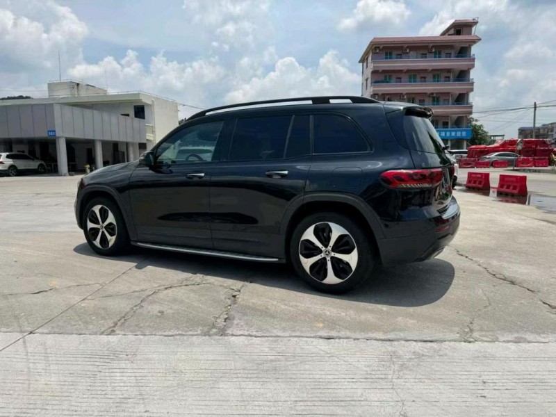 东莞21年奔驰GLB4