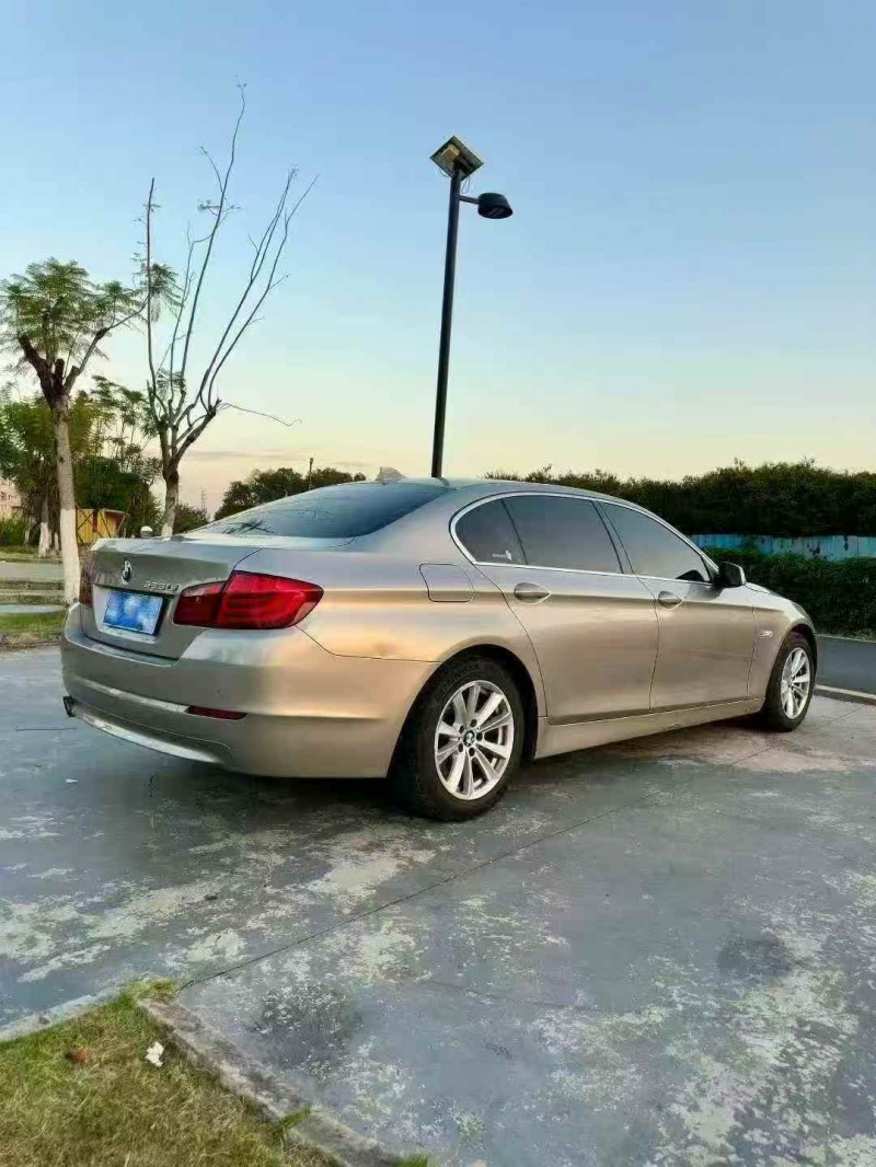 新余12年宝马5系5