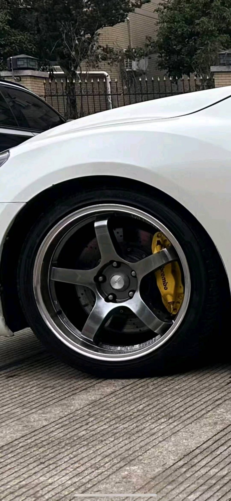 金华16年丰田锐志6