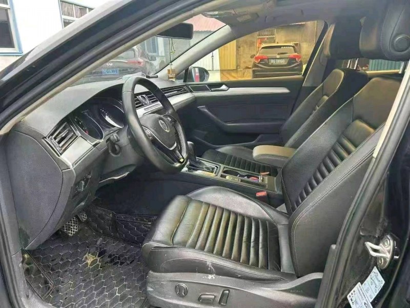 菏泽17年大众迈腾8