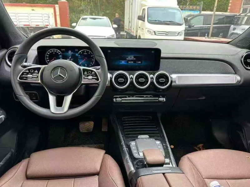 济宁22年奔驰GLB6