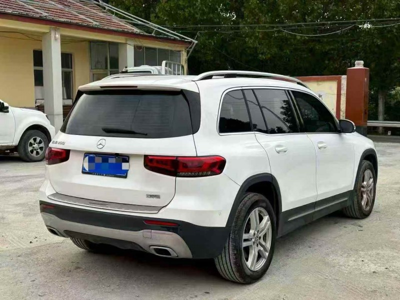 济宁22年奔驰GLB7