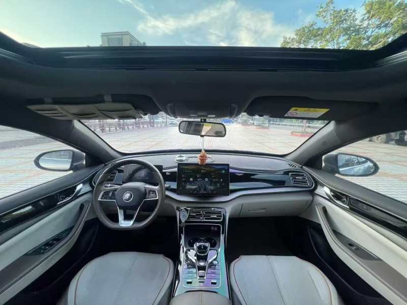 汕头23年比亚迪秦6