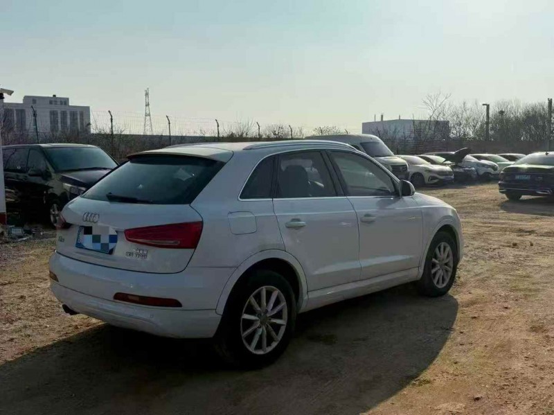 枣庄13年奥迪Q38