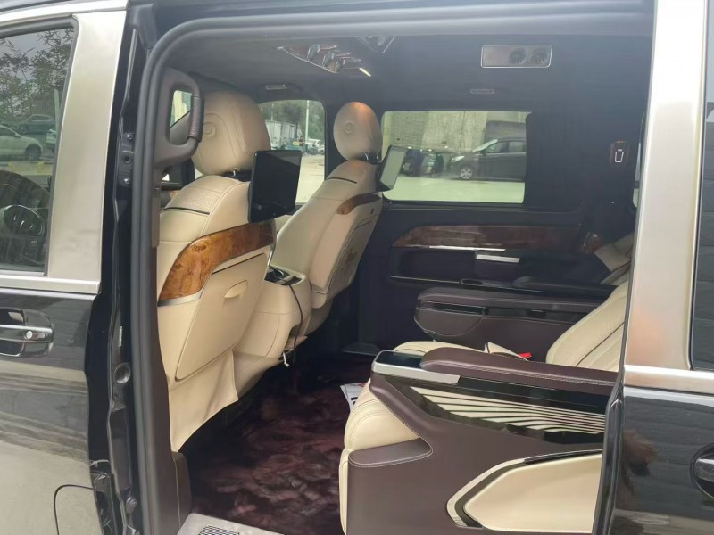 平顶山22年奔驰戴纳肯5