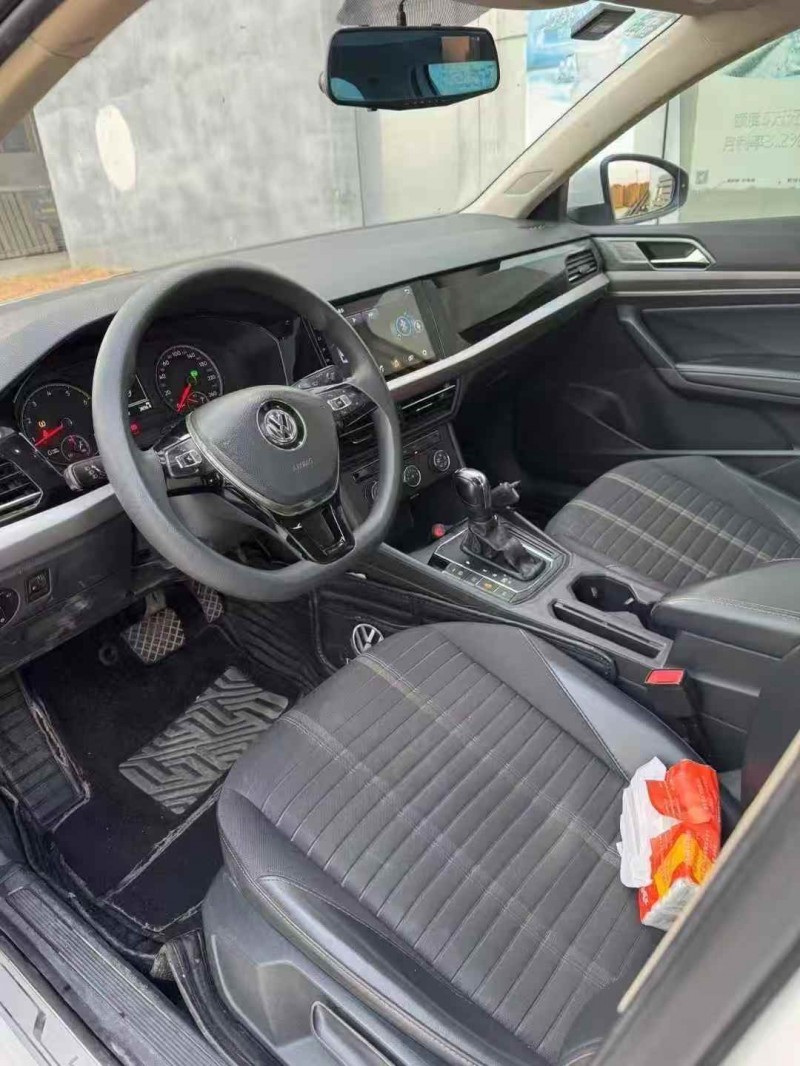 菏泽20年大众朗逸5