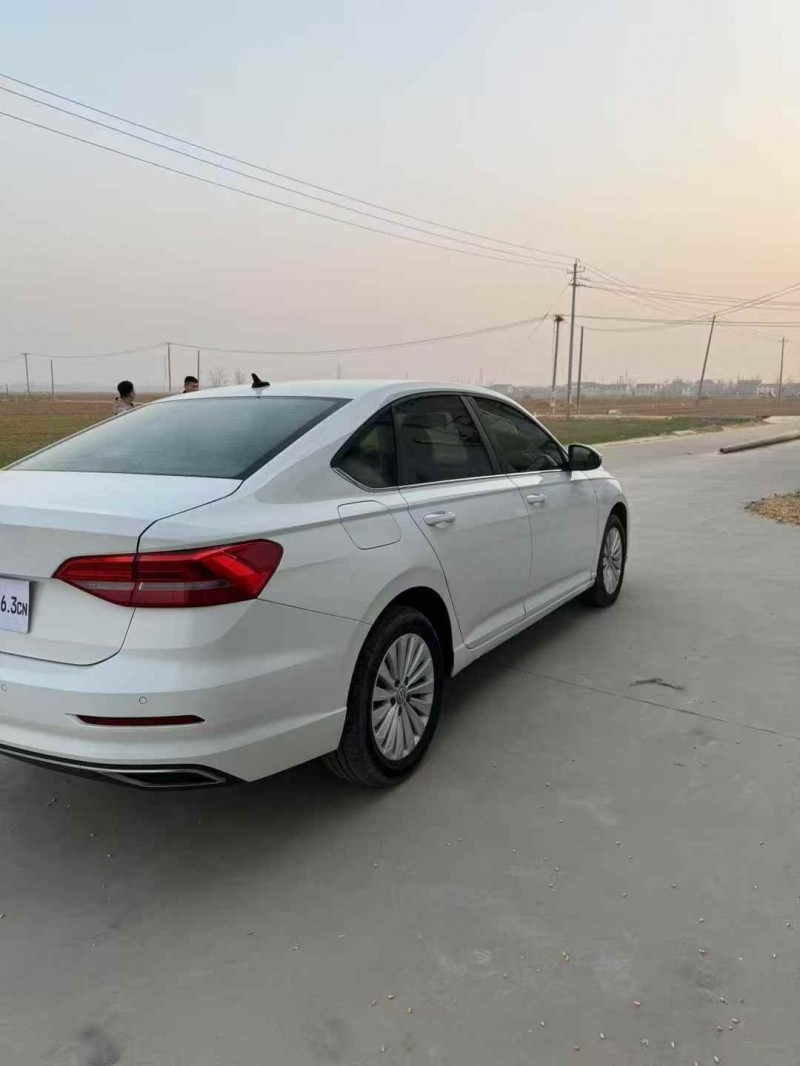 菏泽20年大众朗逸9