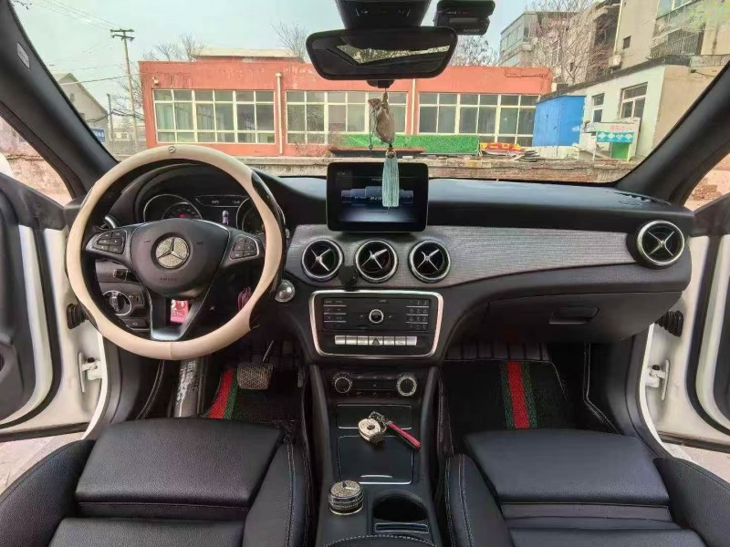 石家庄18年奔驰CLA7