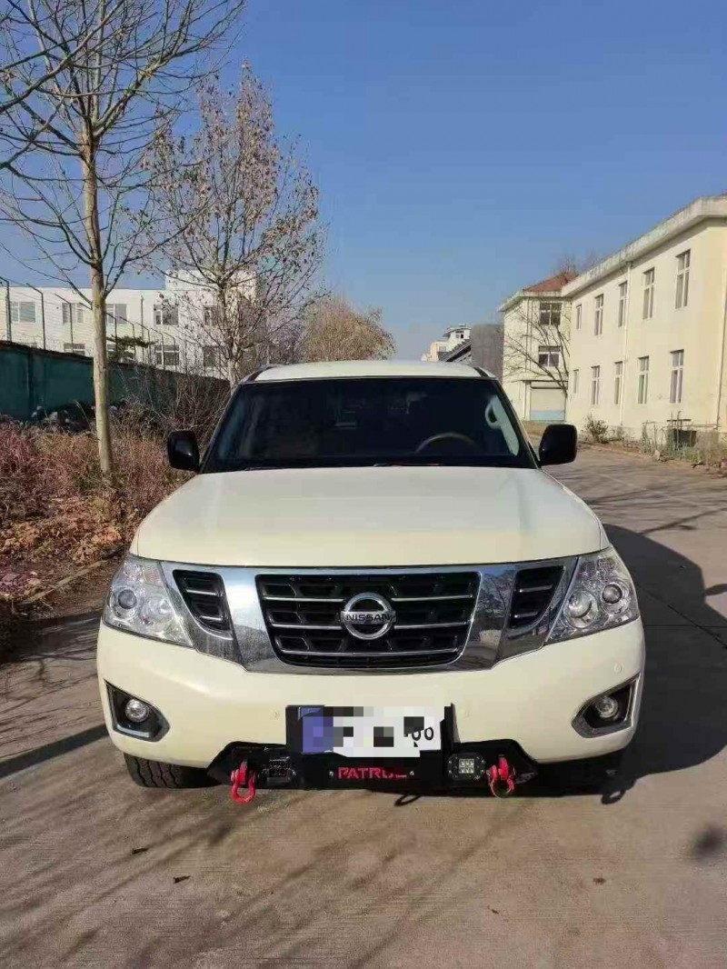 济宁17年日产途乐1