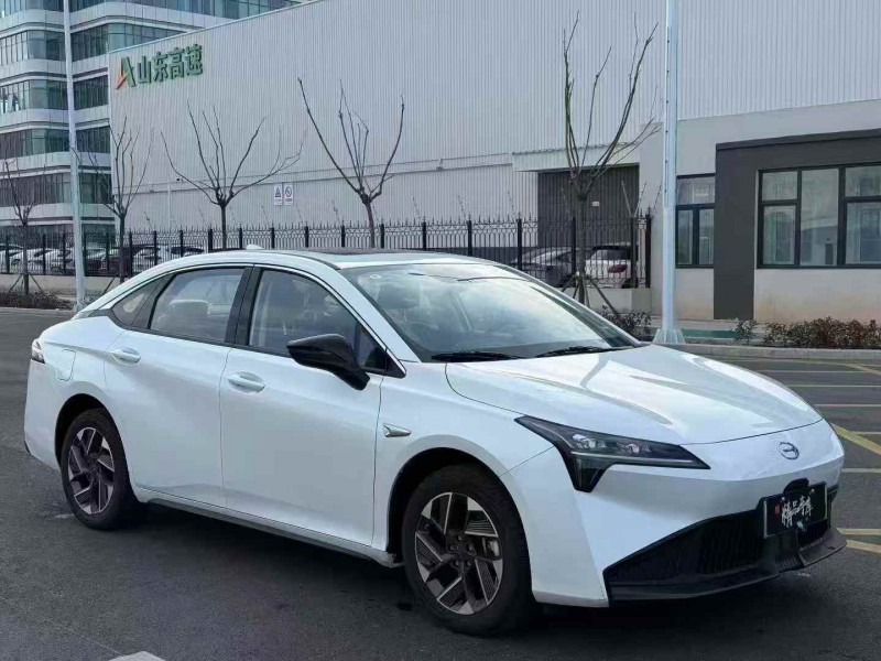 东营25年传祺埃安S2