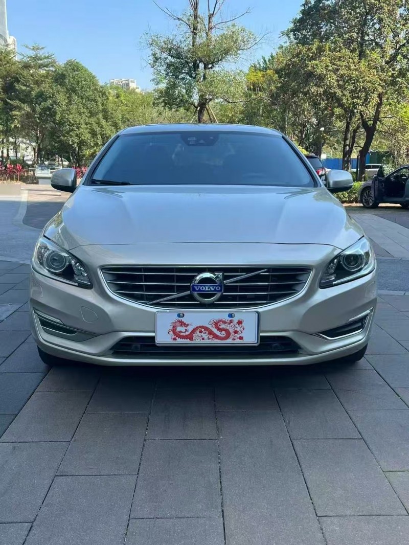 佛山20年沃尔沃S60L1