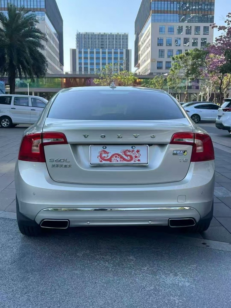 佛山20年沃尔沃S60L9