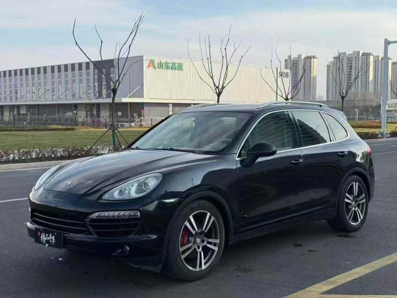 东营11年保时捷卡宴2