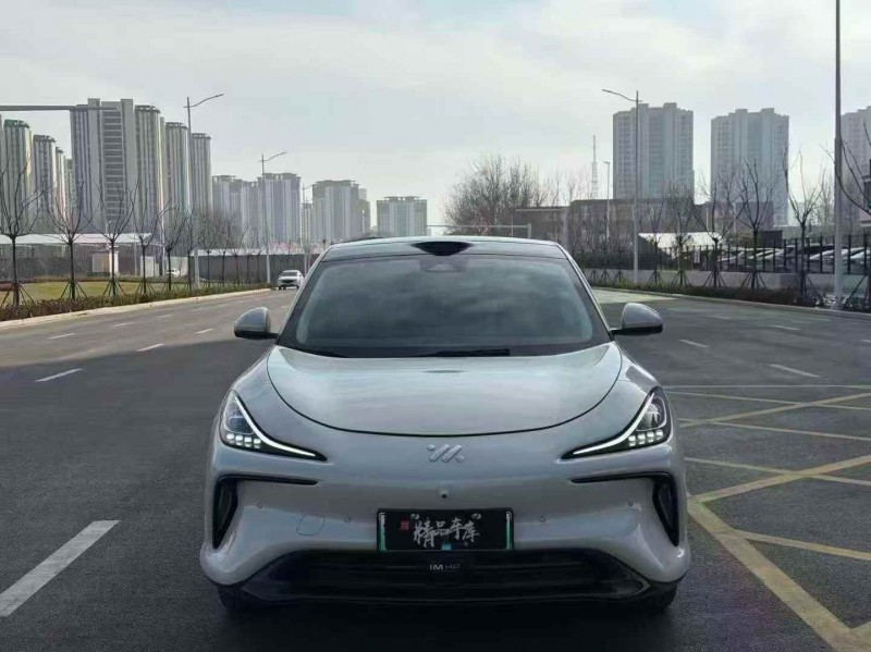 东营24年智己LS61