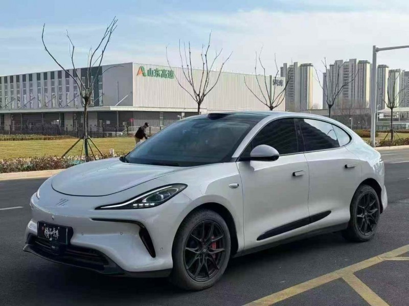 东营24年智己LS62