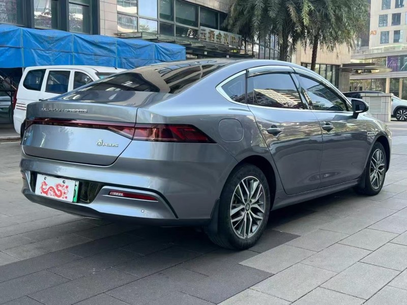 佛山23年比亚迪秦8